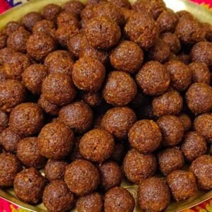 ২ কেজি নারিকেলের নাড়ু